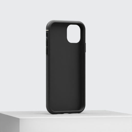 ASSUI | Brooch – Custom MagSafe® Case for iPhone XR