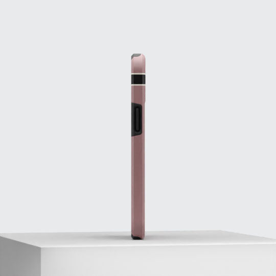 ASSUI | Brooch – Custom MagSafe® Case for iPhone 13